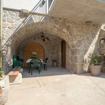 Ferienhaus Holiday Punat