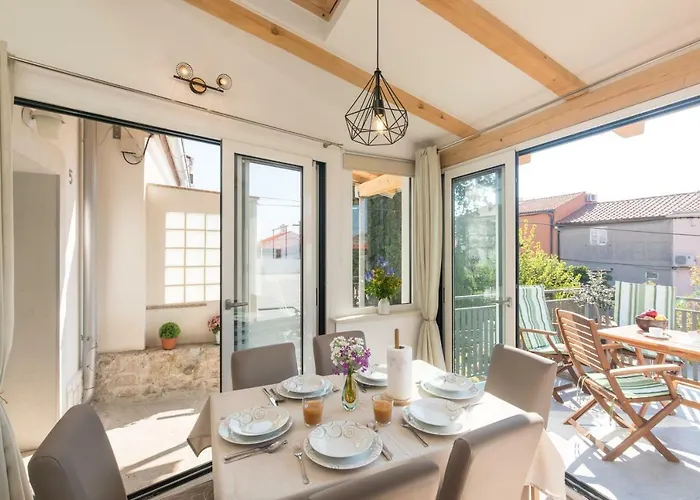 بيت للعطل Holiday *