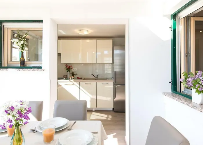 Holiday * بونات