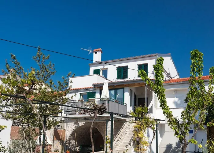 Holiday * بونات